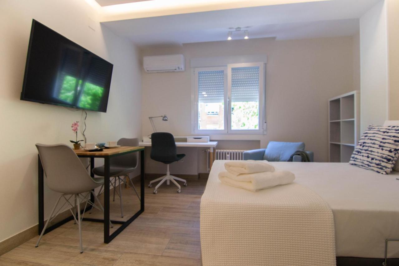 Apartamentos Centro Norte マドリード エクステリア 写真