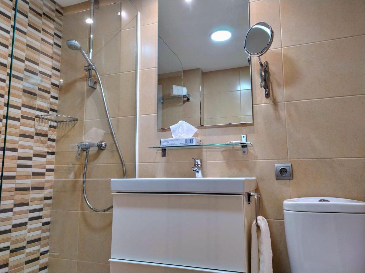 Apartamentos Centro Norte マドリード エクステリア 写真